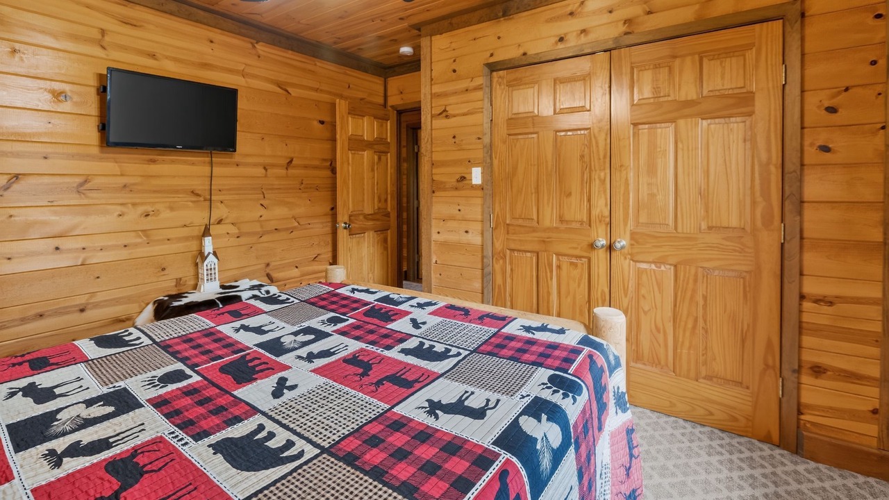 Photo of Bedroom in Higden