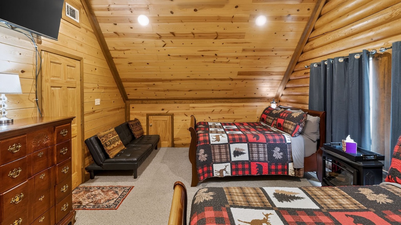 Photo of Bedroom in Higden
