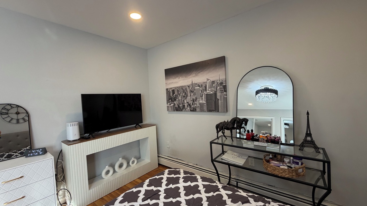 Photo of Bedroom in Guttenberg