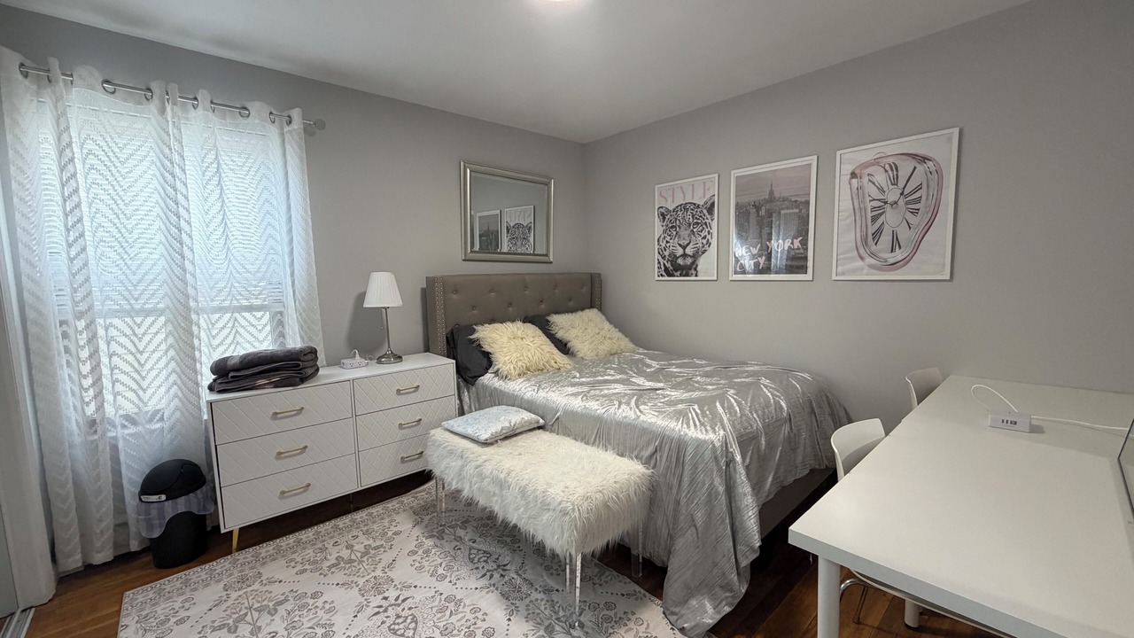 Photo of Bedroom in Guttenberg