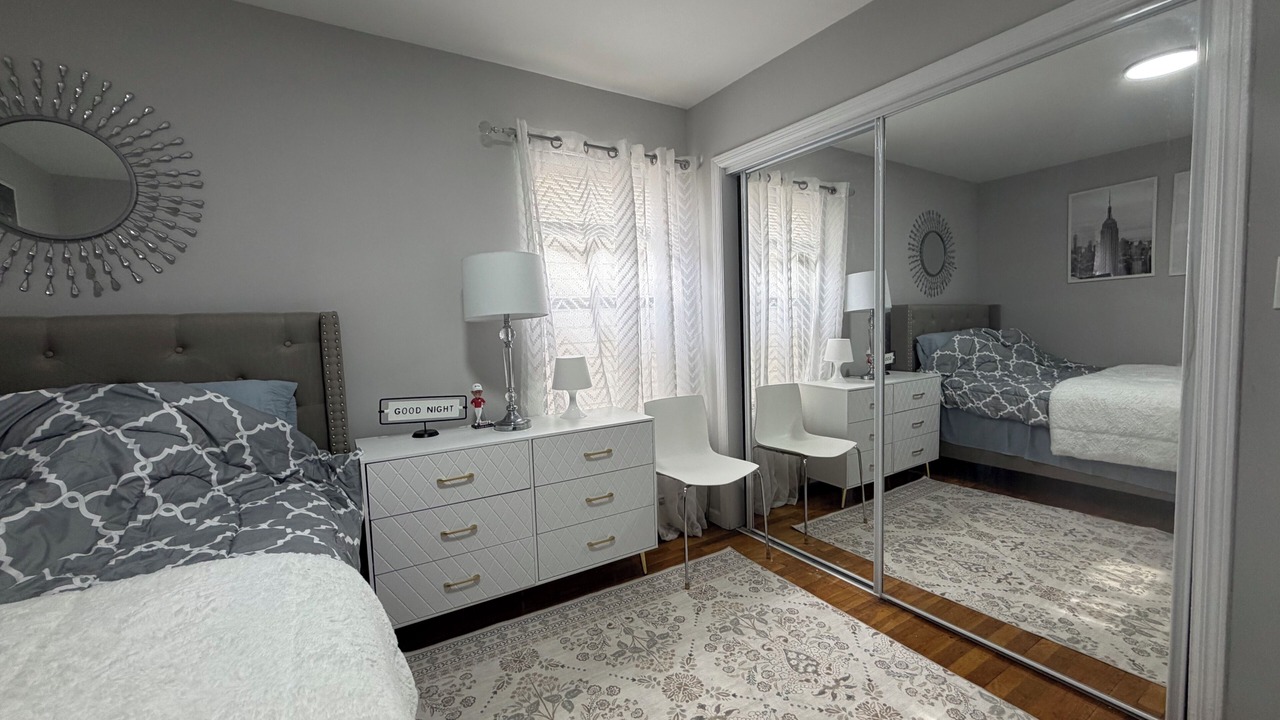 Photo of Bedroom in Guttenberg