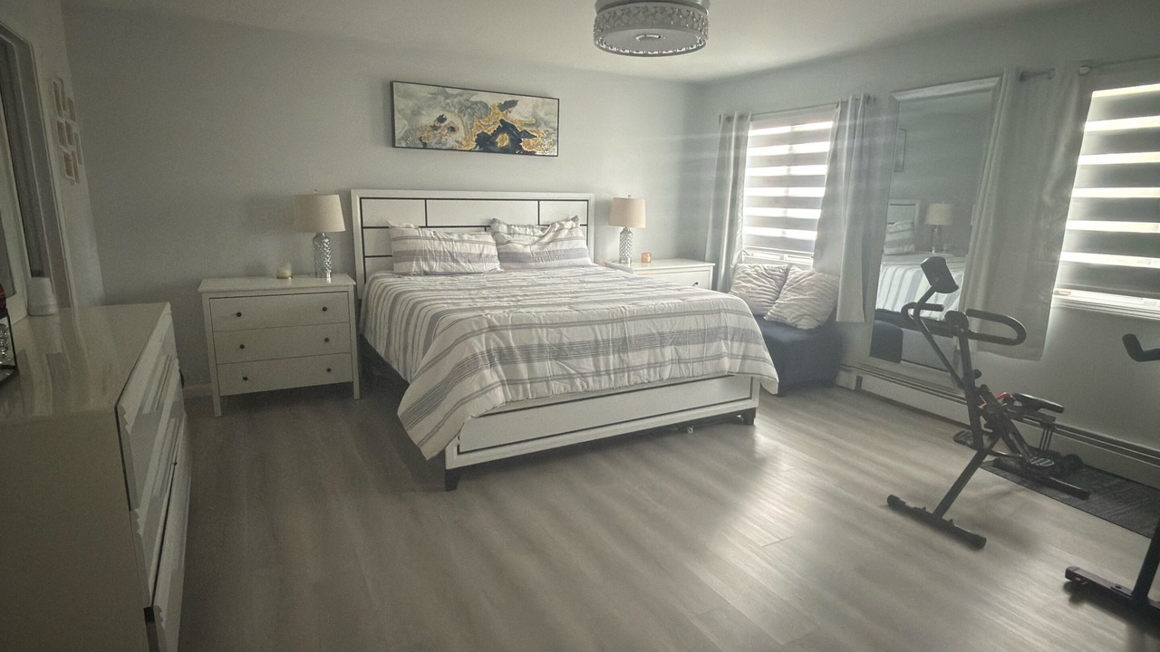 Photo of Bedroom in Moonachie