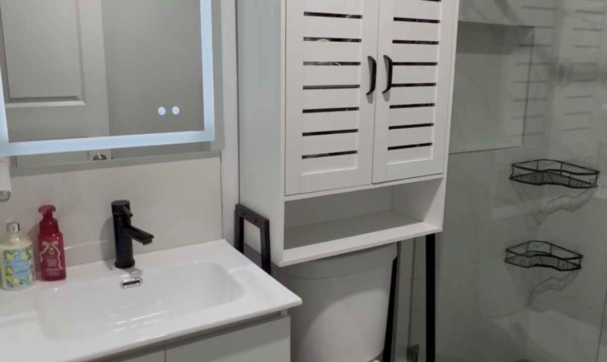 Photo of Bathroom in Moonachie