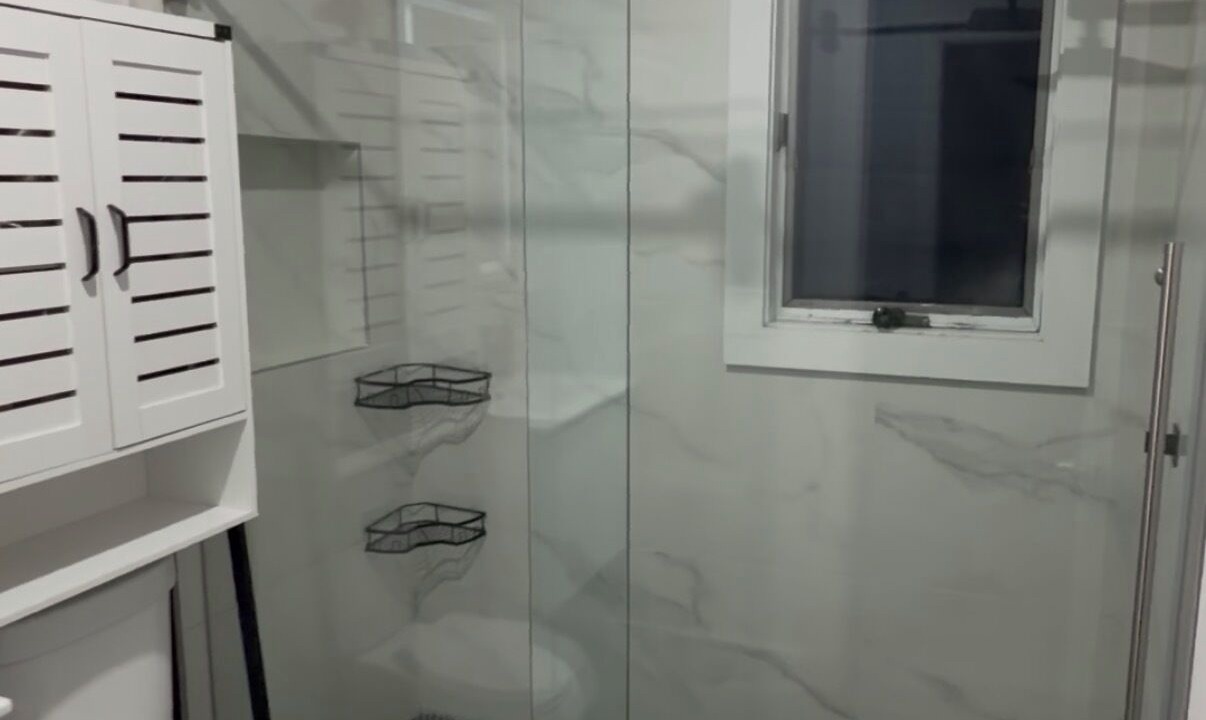 Photo of Bathroom in Moonachie