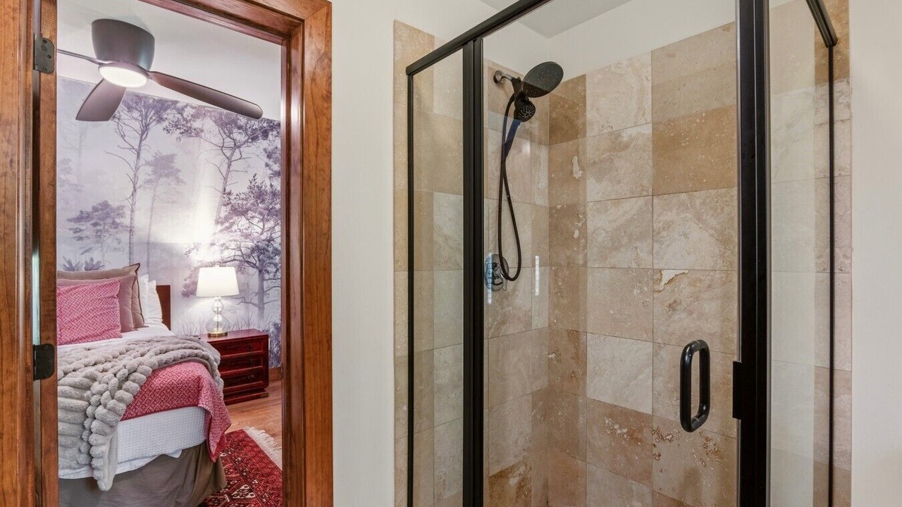 Photo of Bathroom in Arden