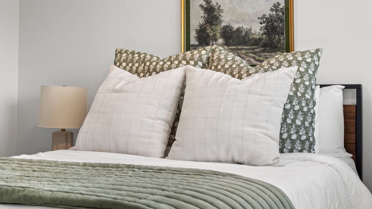 Photo of Bedroom in Kimberling City