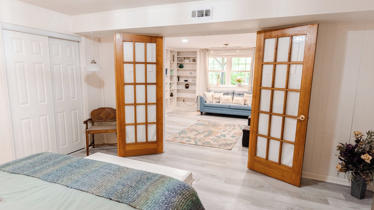 Photo of Bedroom in Hendersonville
