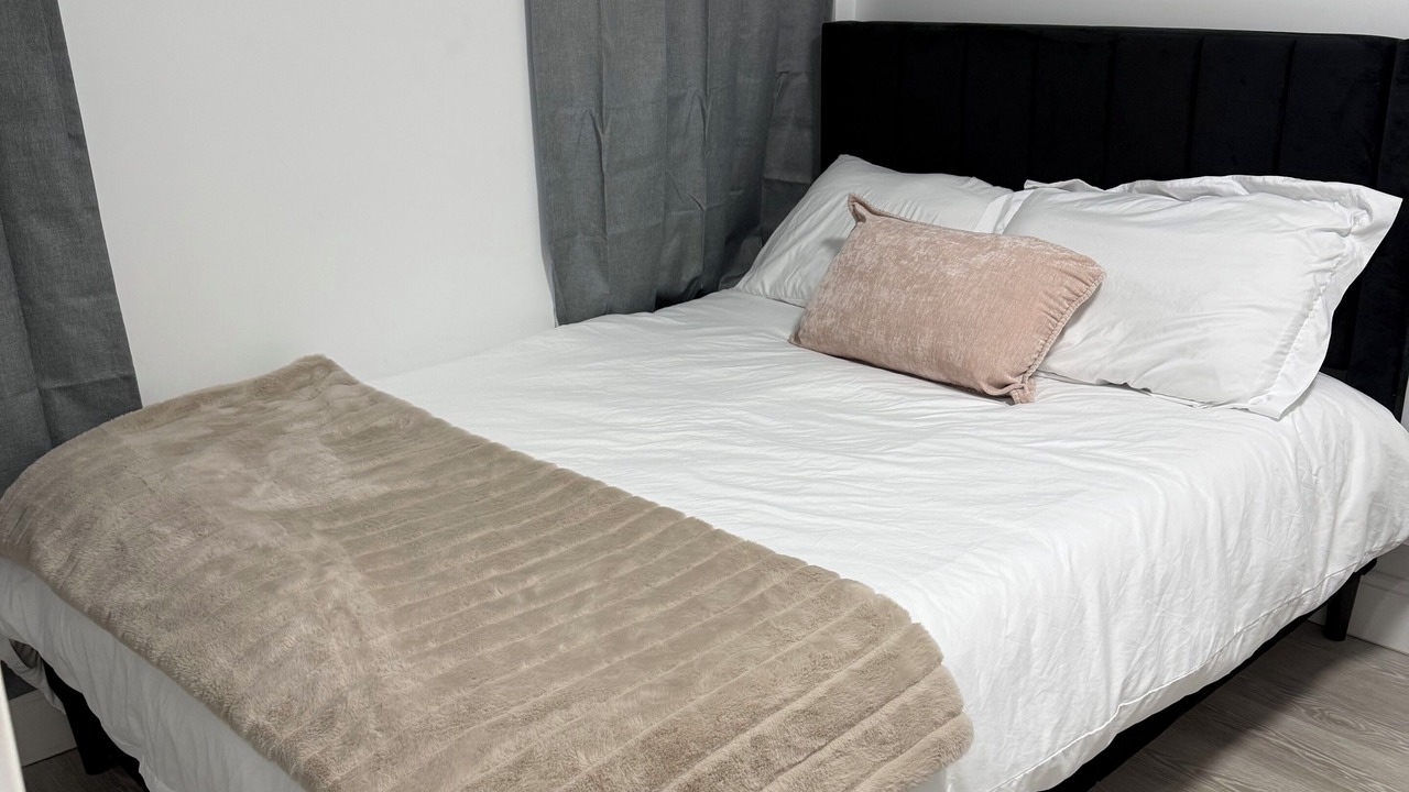 Photo of Bedroom in Crown Heights