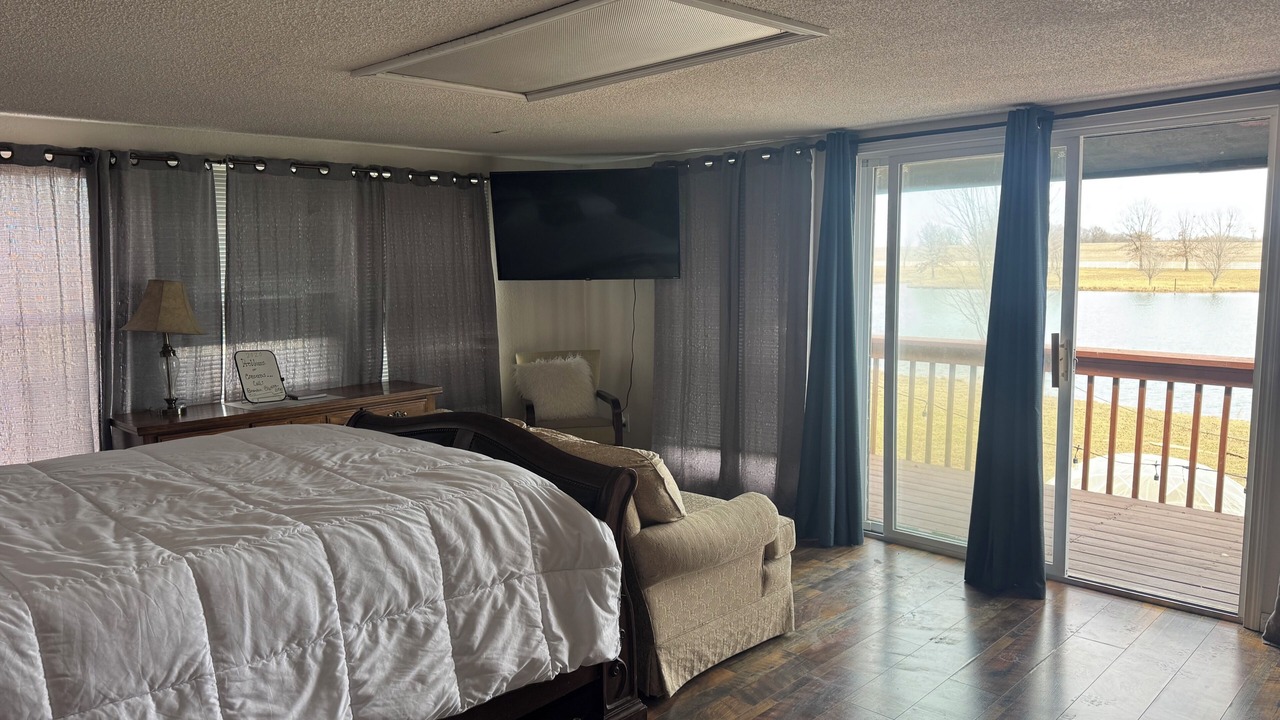 Photo of Bedroom in Higginsville