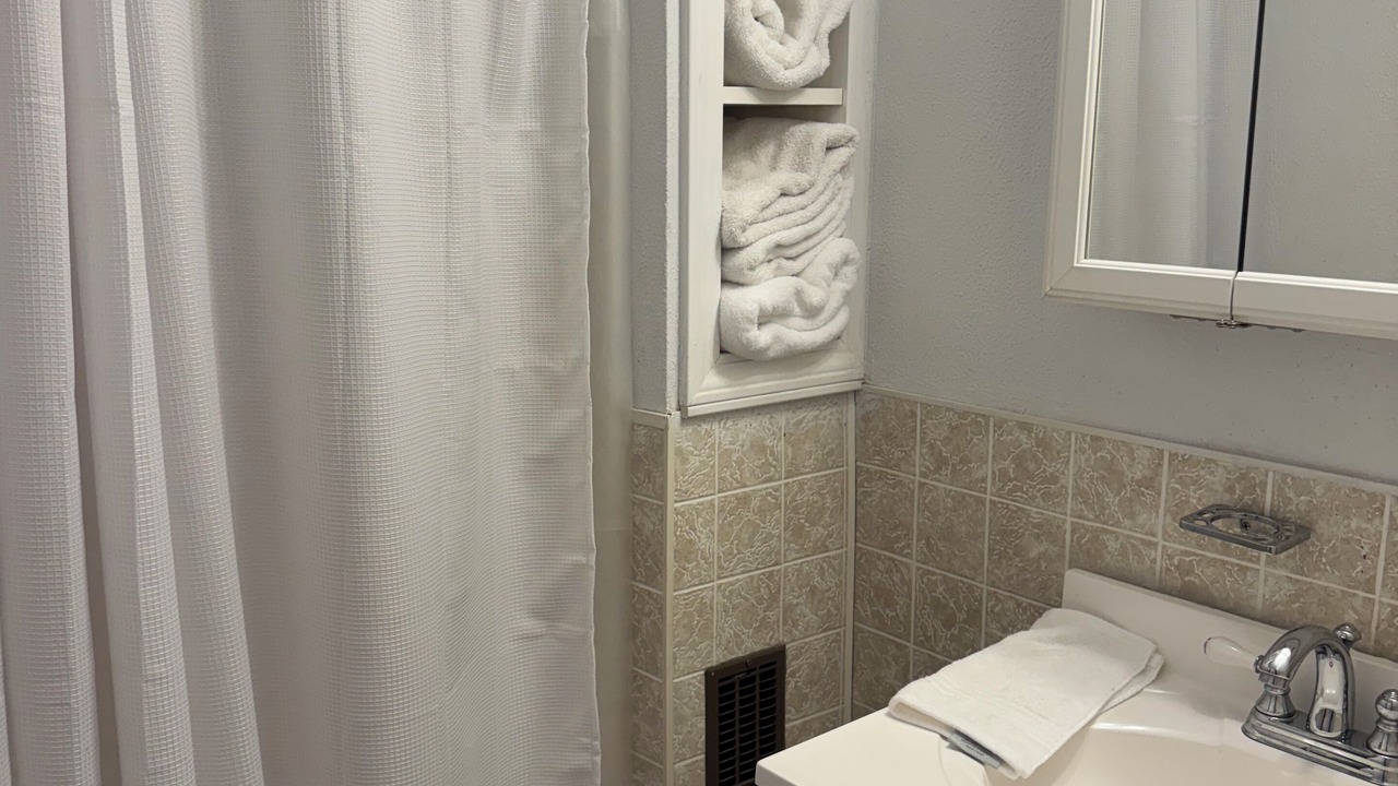 Photo of Bathroom in Higginsville