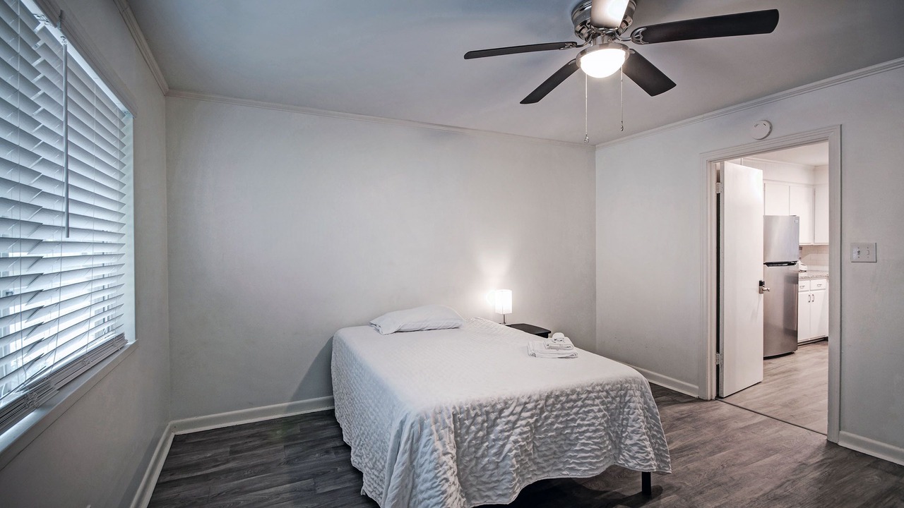 Photo of Bedroom in Tougaloo