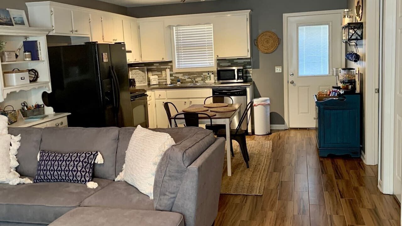 Photo of Livingroom in Lexington