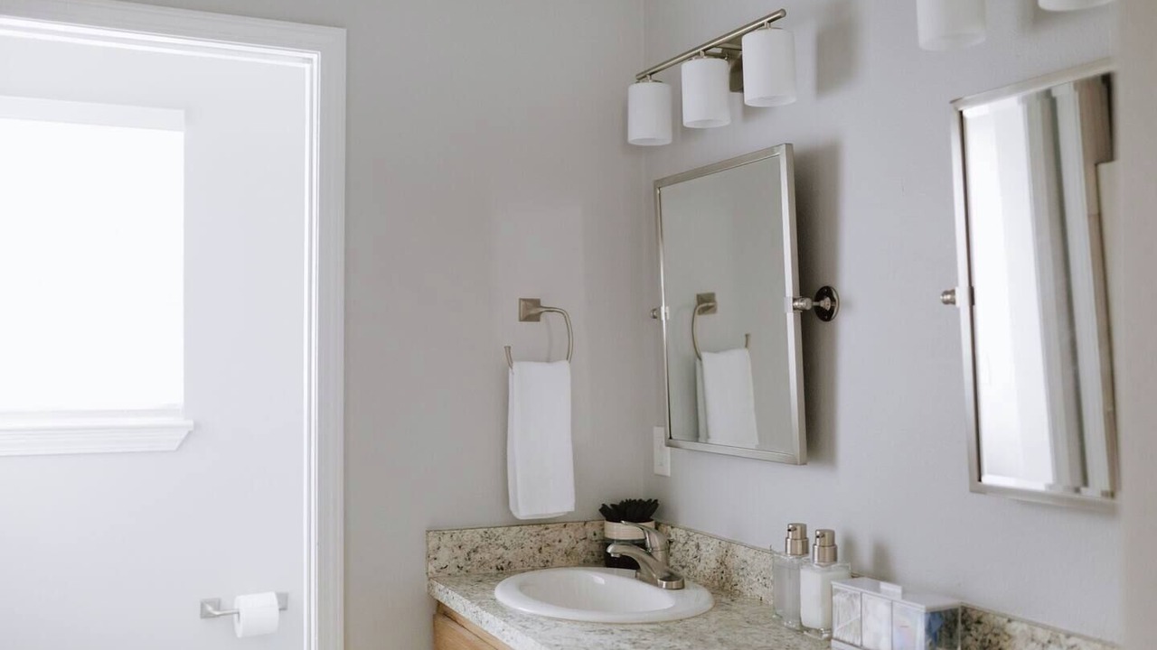 Photo of Bathroom in Park Hill