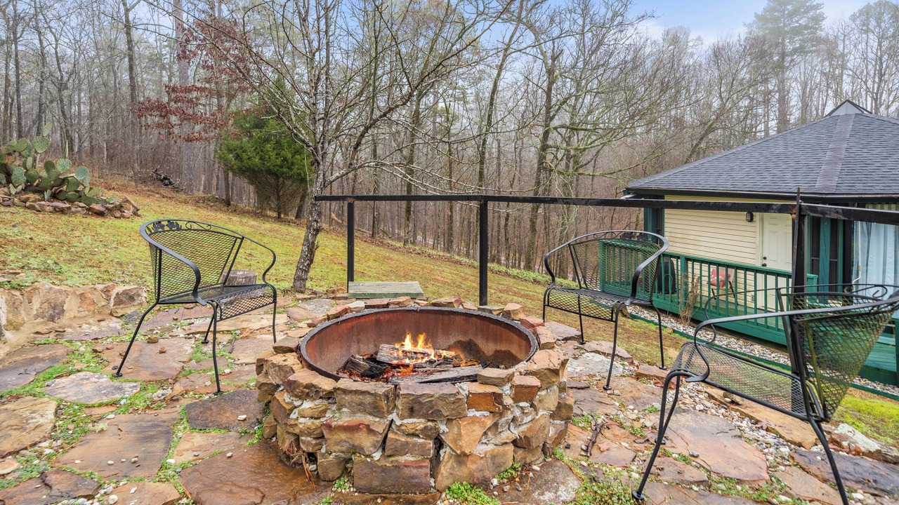 Photo of Outdoor in Jones Mills