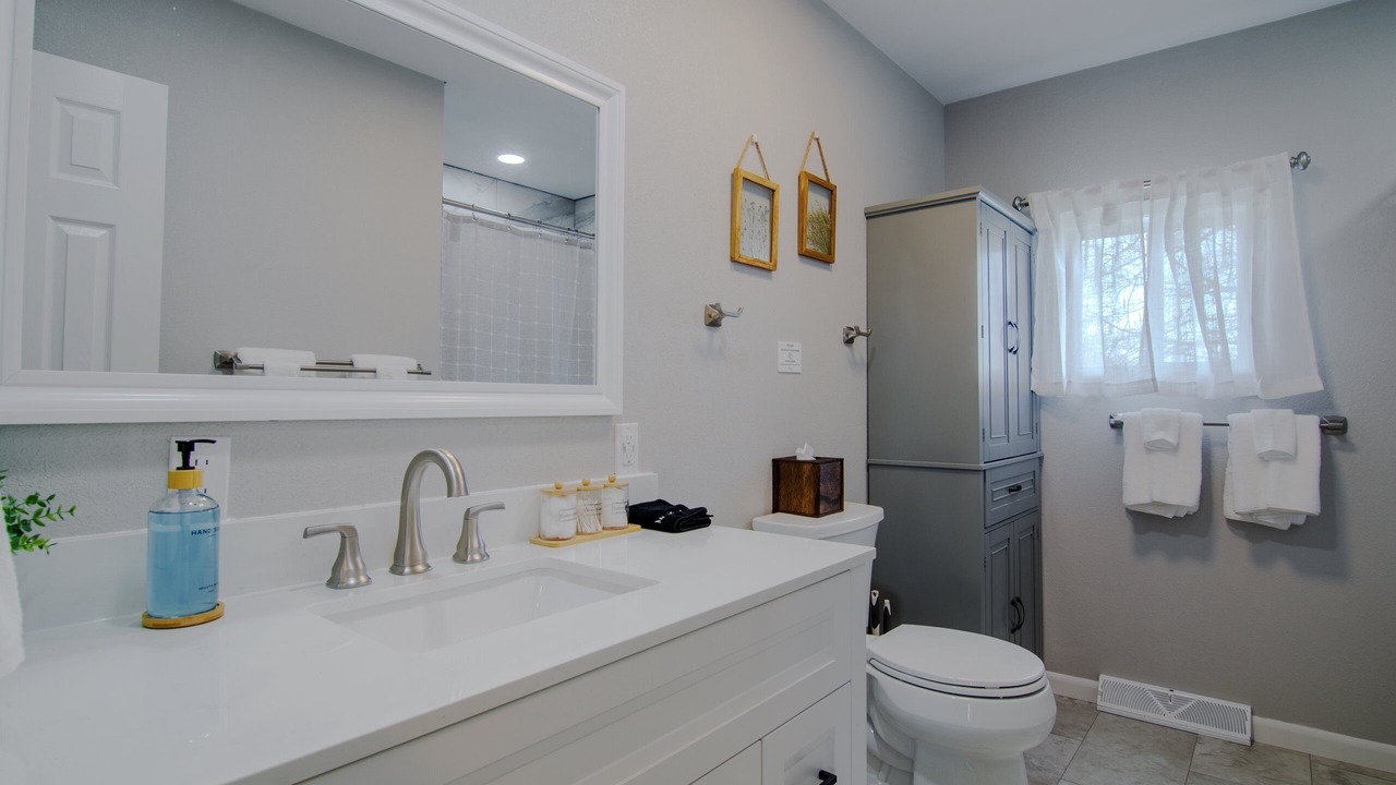 Photo of Bathroom in Clinton