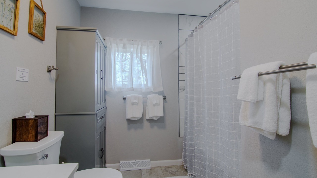 Photo of Bathroom in Clinton