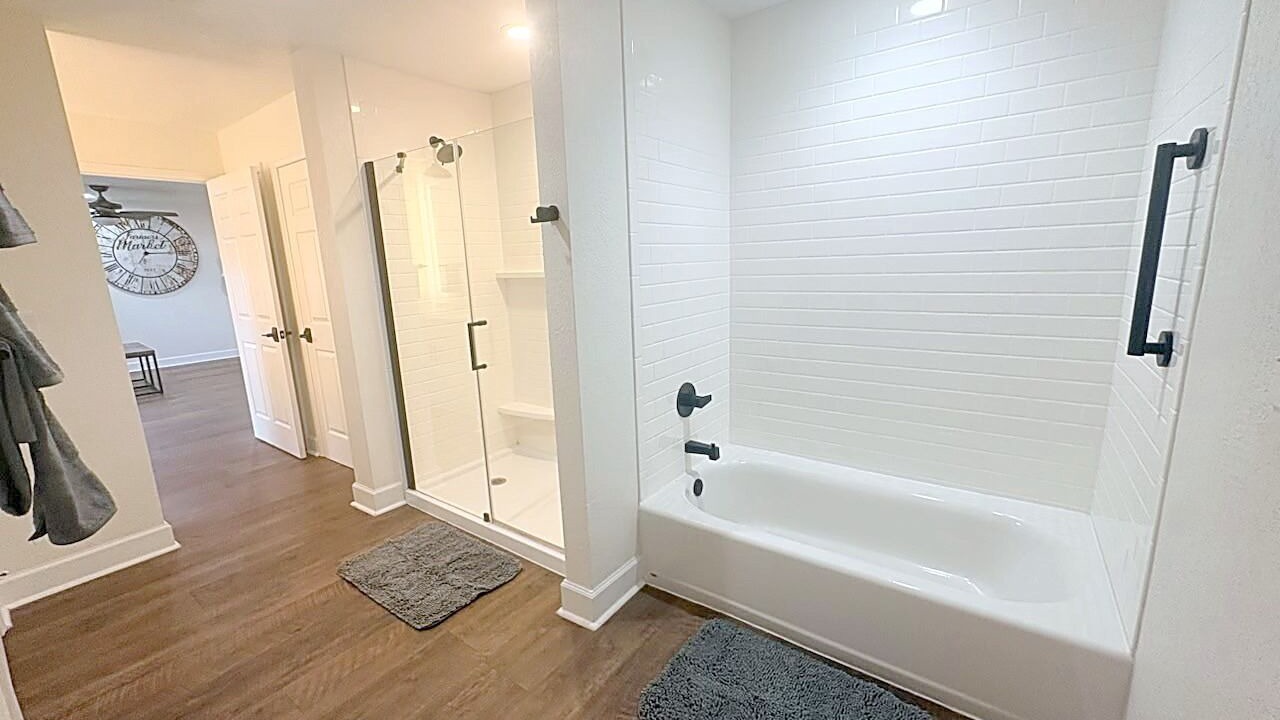 Photo of Bathroom in Canyon Lake