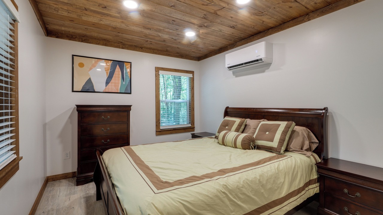 Photo of Bedroom in Cabot