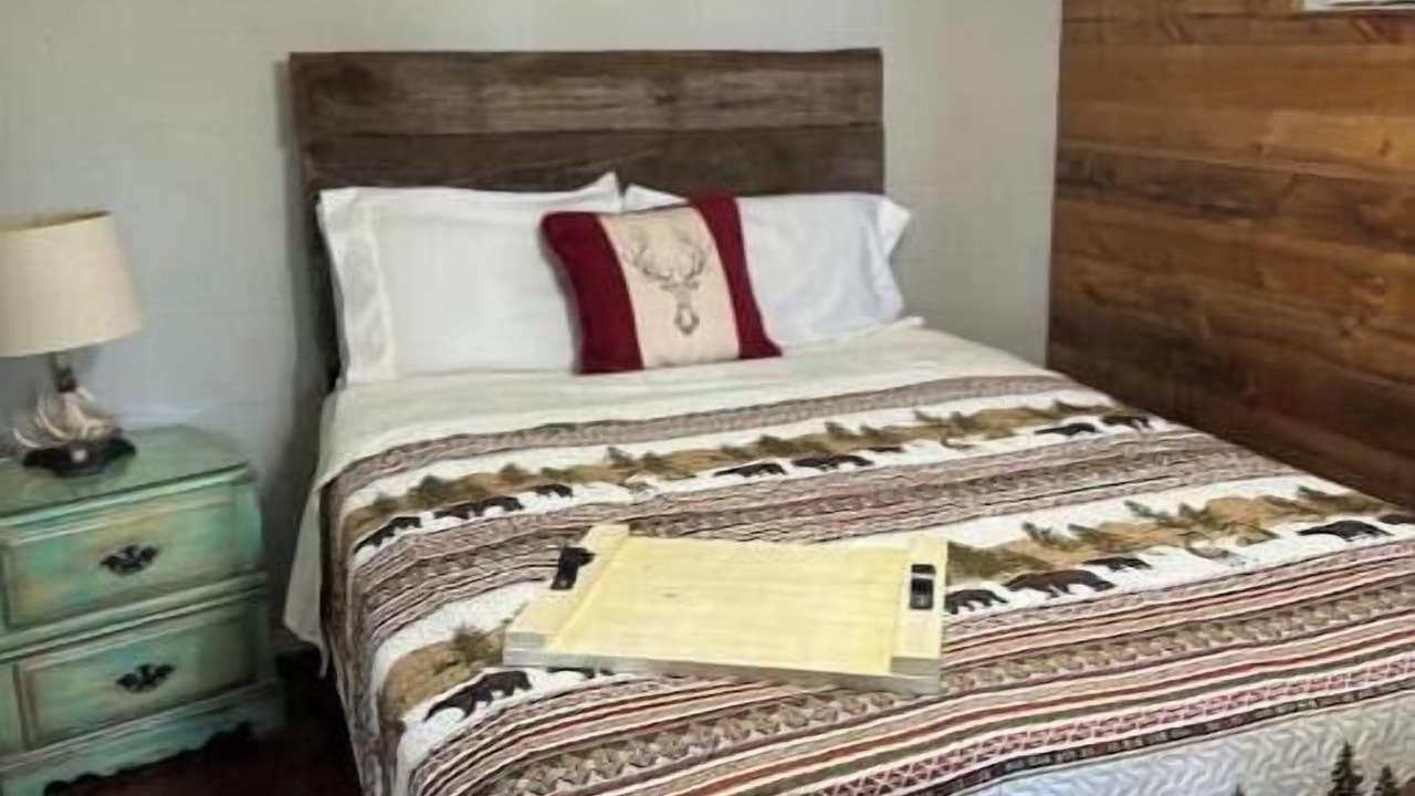 Photo of Bedroom in Quitman