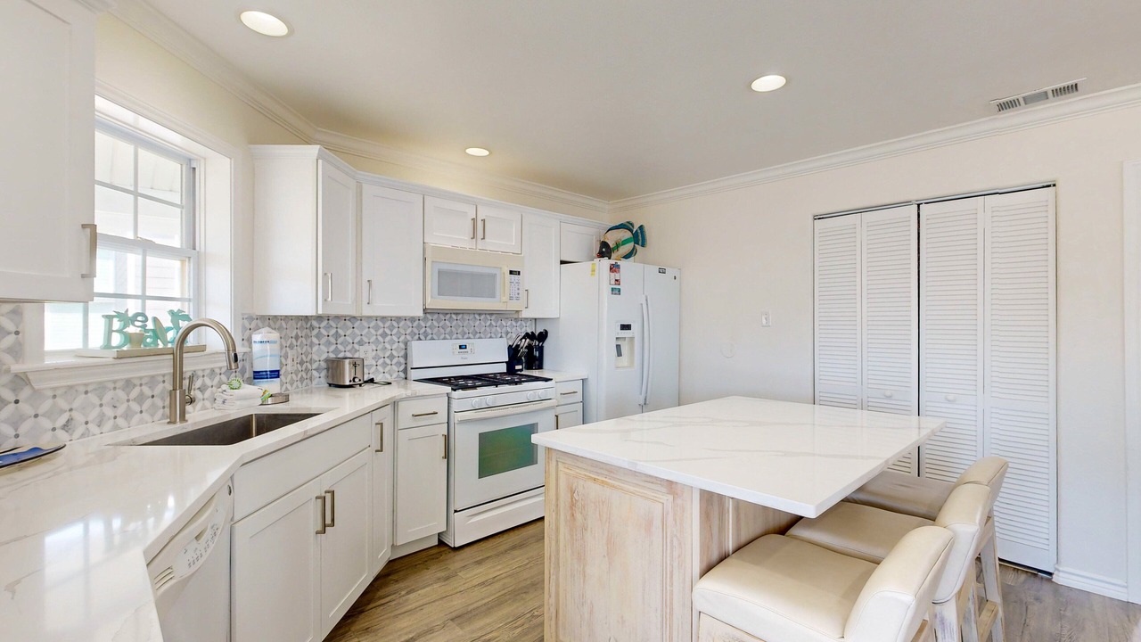 Photo of Kitchen in Sand Point