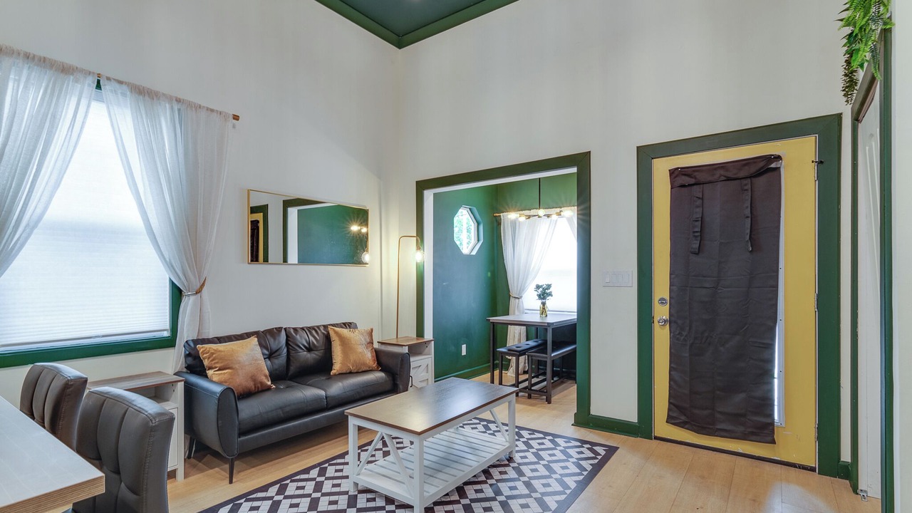 Photo of Livingroom in Downtown Memphis