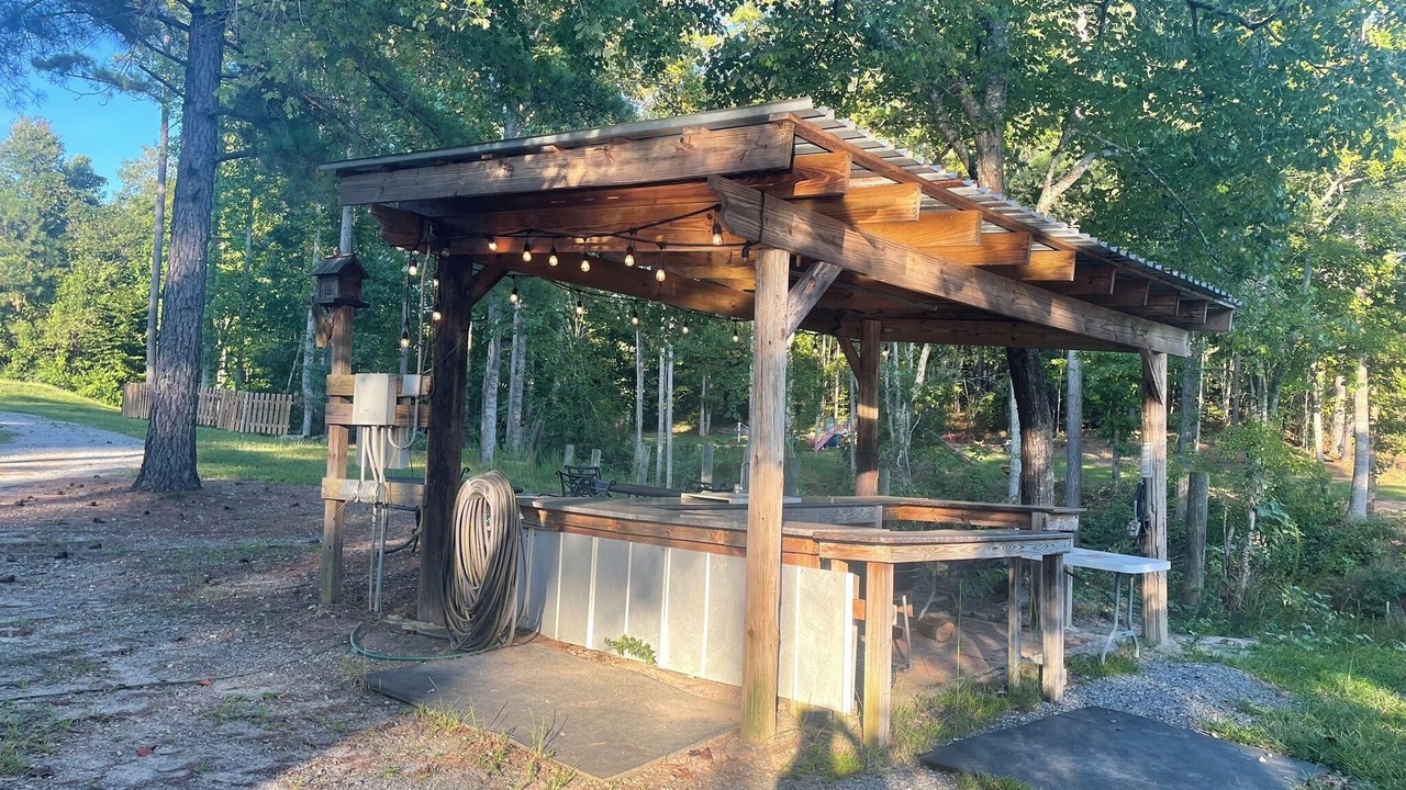 Photo of Outdoor in Mill Spring