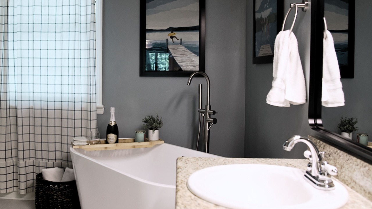 Photo of Bathroom in Piney