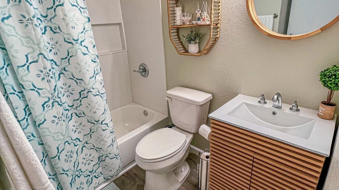 Photo of Bathroom in North Beach