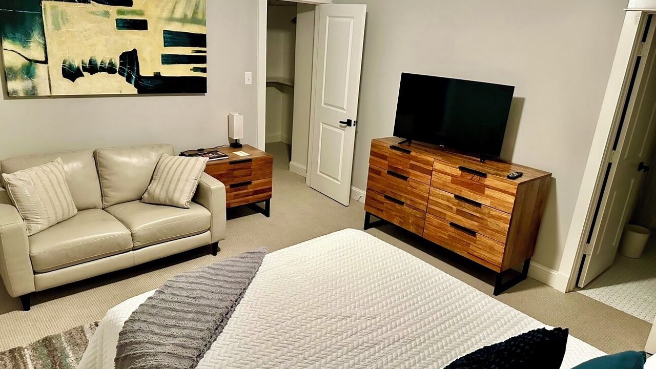 Photo of Bedroom in University District