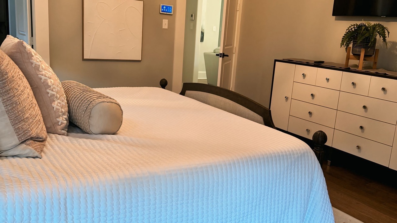 Photo of Bedroom in University District