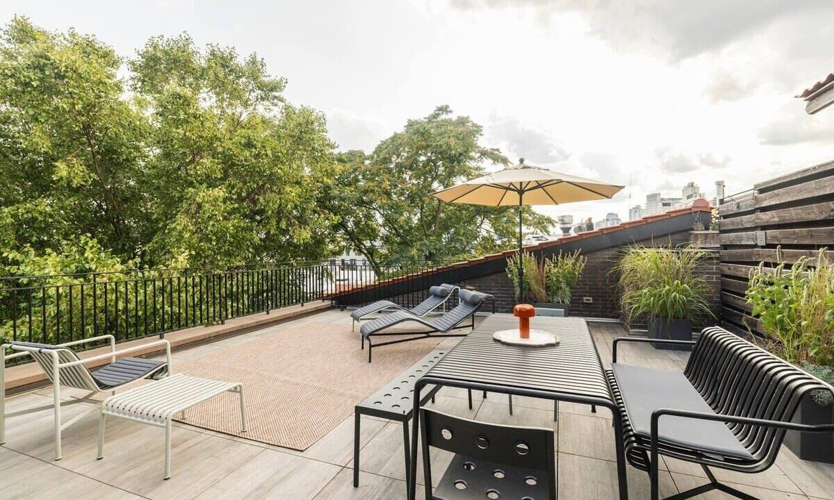 Photo of Outdoor in Greenpoint