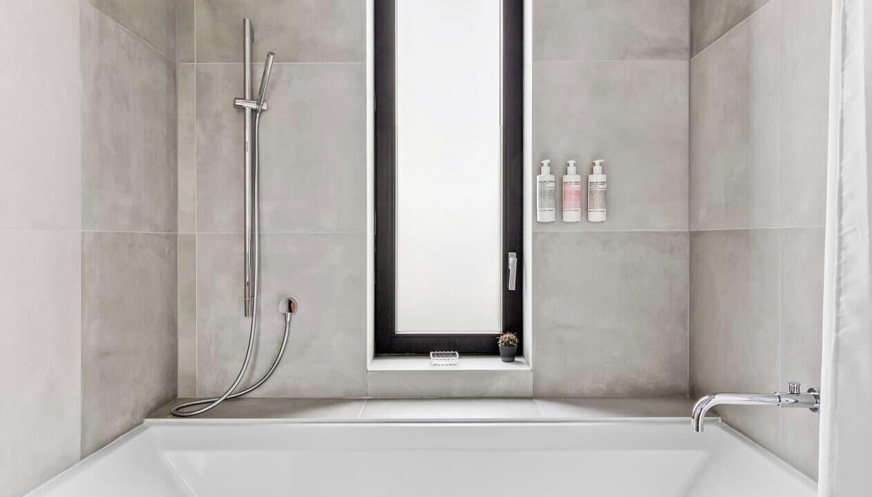Photo of Bathroom in Greenpoint
