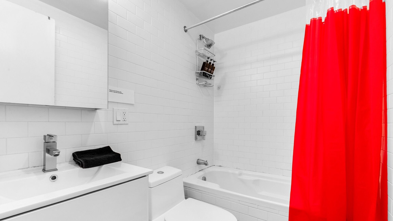 Photo of Bathroom in Bowery