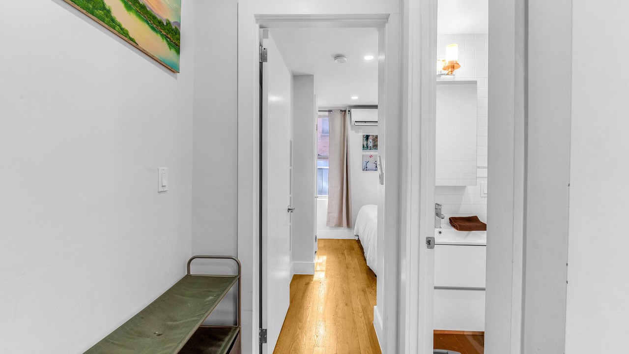Photo of Bedroom in Bowery