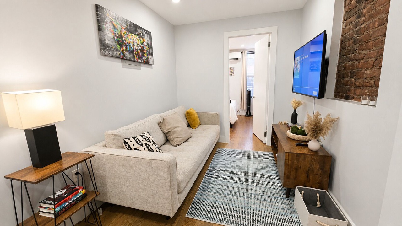 Photo of Livingroom in Bowery