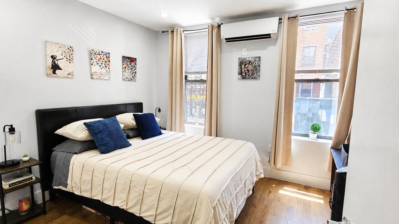 Photo of Bedroom in Bowery
