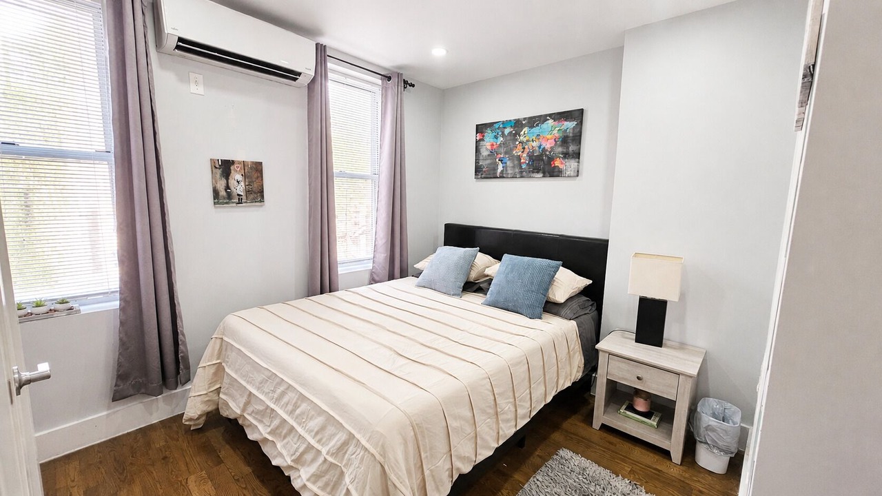 Photo of Bedroom in Bowery
