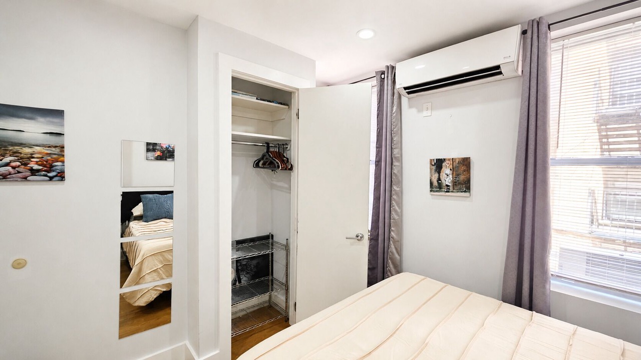 Photo of Bedroom in Bowery
