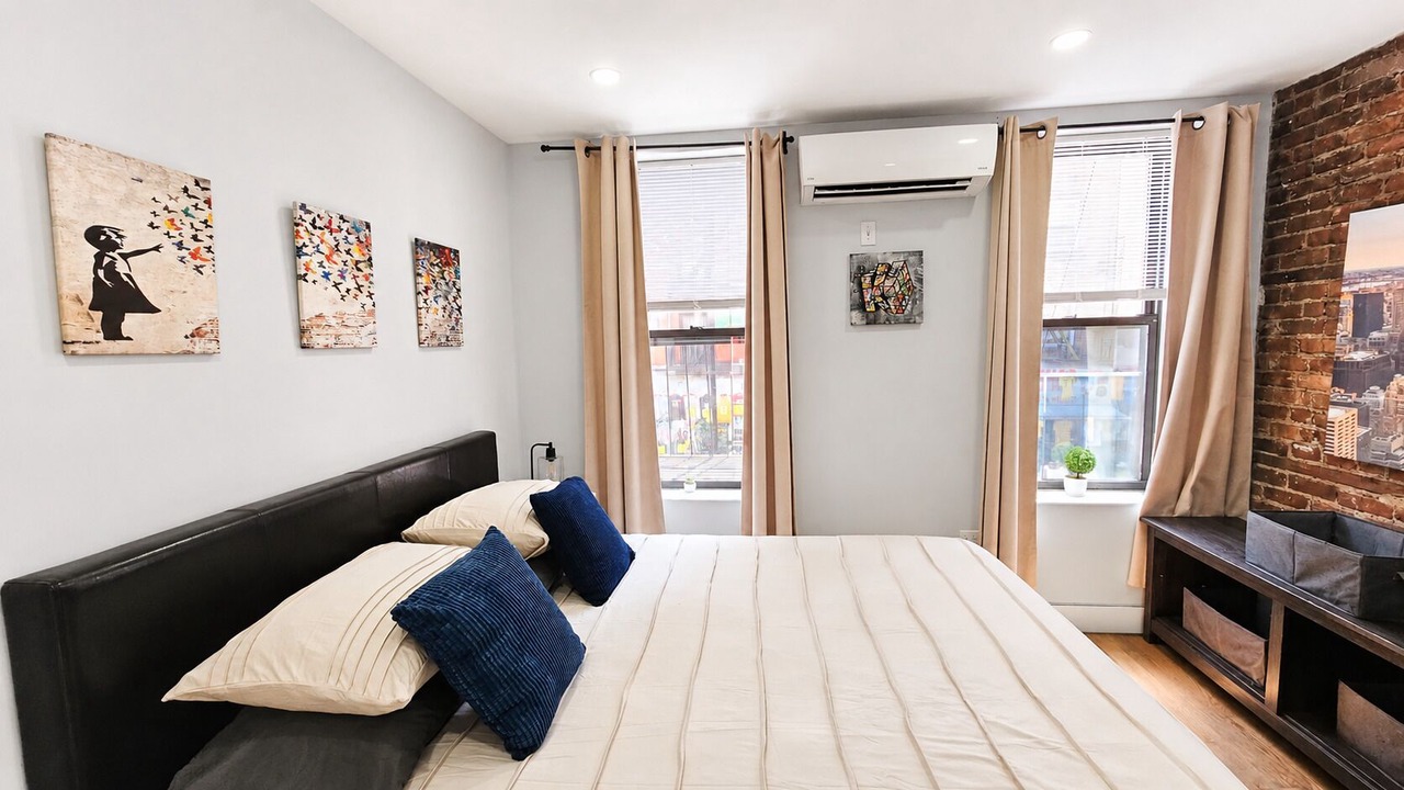 Photo of Bedroom in Bowery