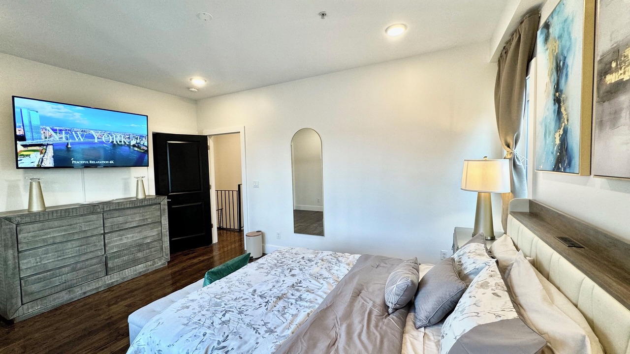 Photo of Bedroom in North Bergen