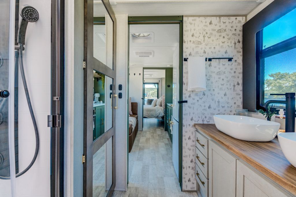 Photo of Bathroom in Olivehill