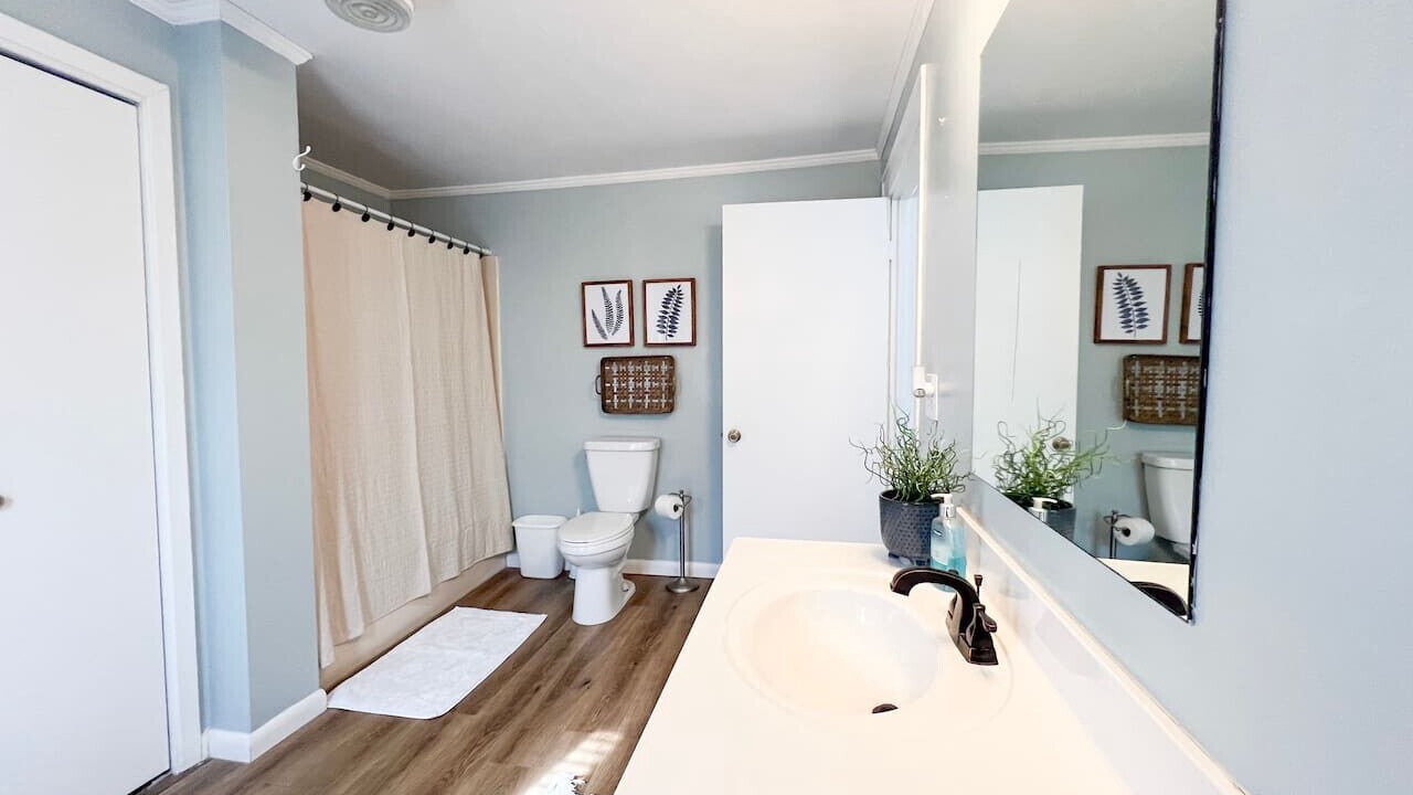 Photo of Bathroom in Mountain View