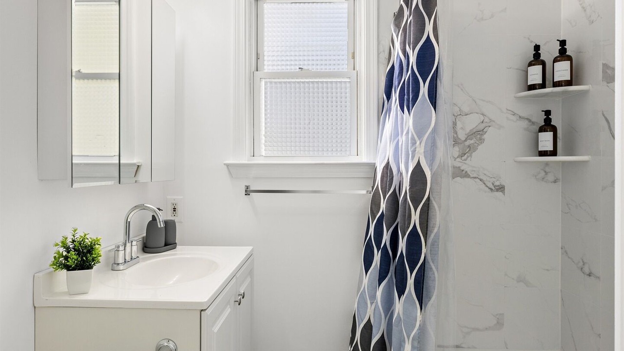 Photo of Bathroom in Constable Hook