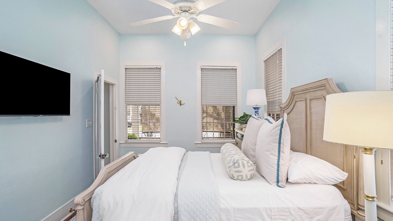 Photo of Bedroom in San Jacinto