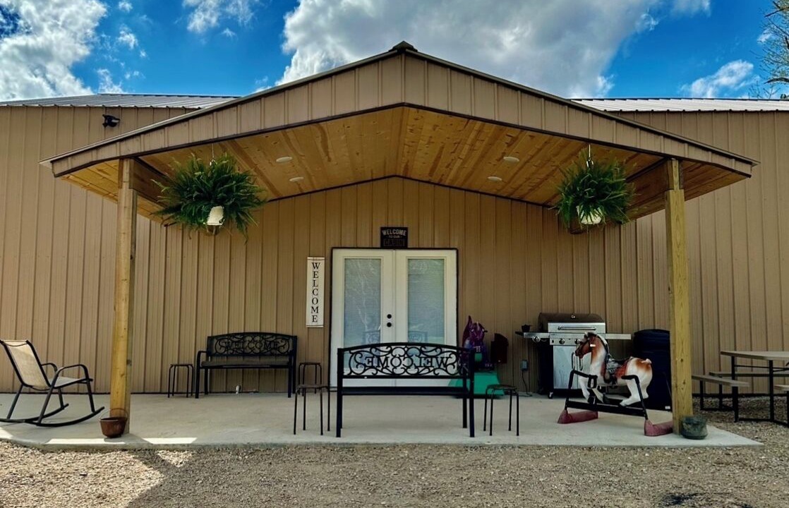 Photo of Patio Balcony in Grandin