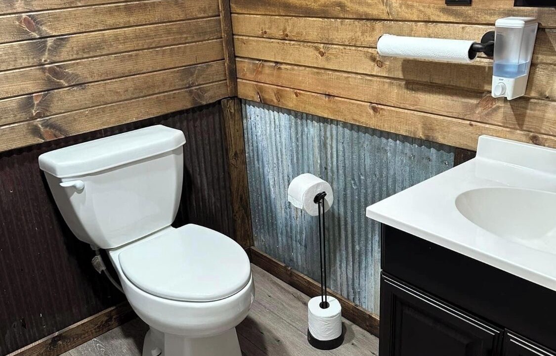 Photo of Bathroom in Grandin
