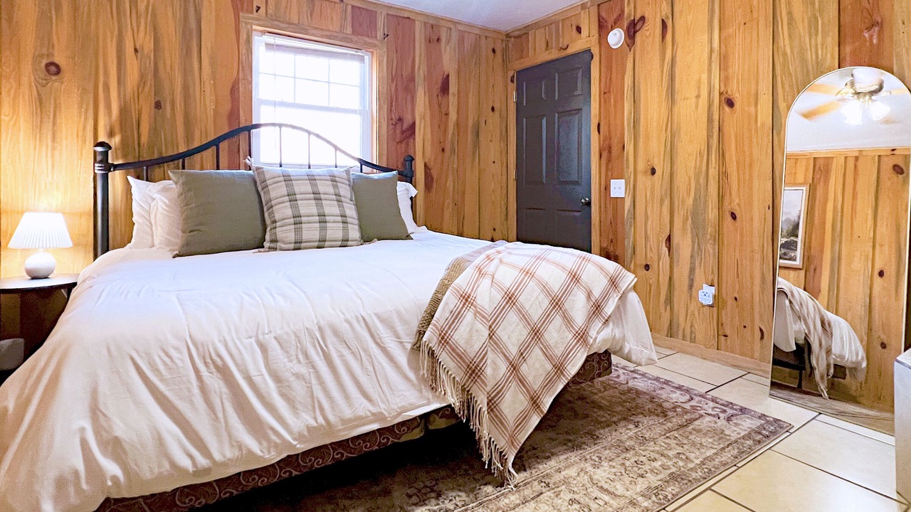 Photo of Bedroom in Murfreesboro