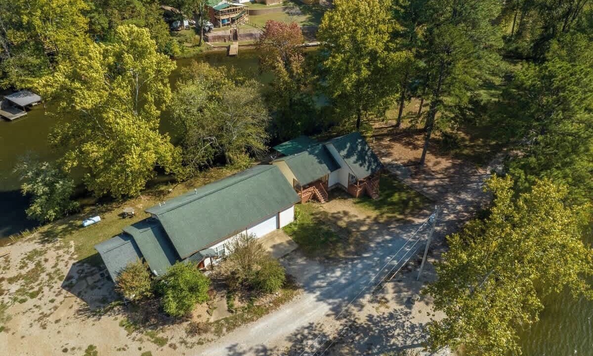 Photo of Others in Jones Mills