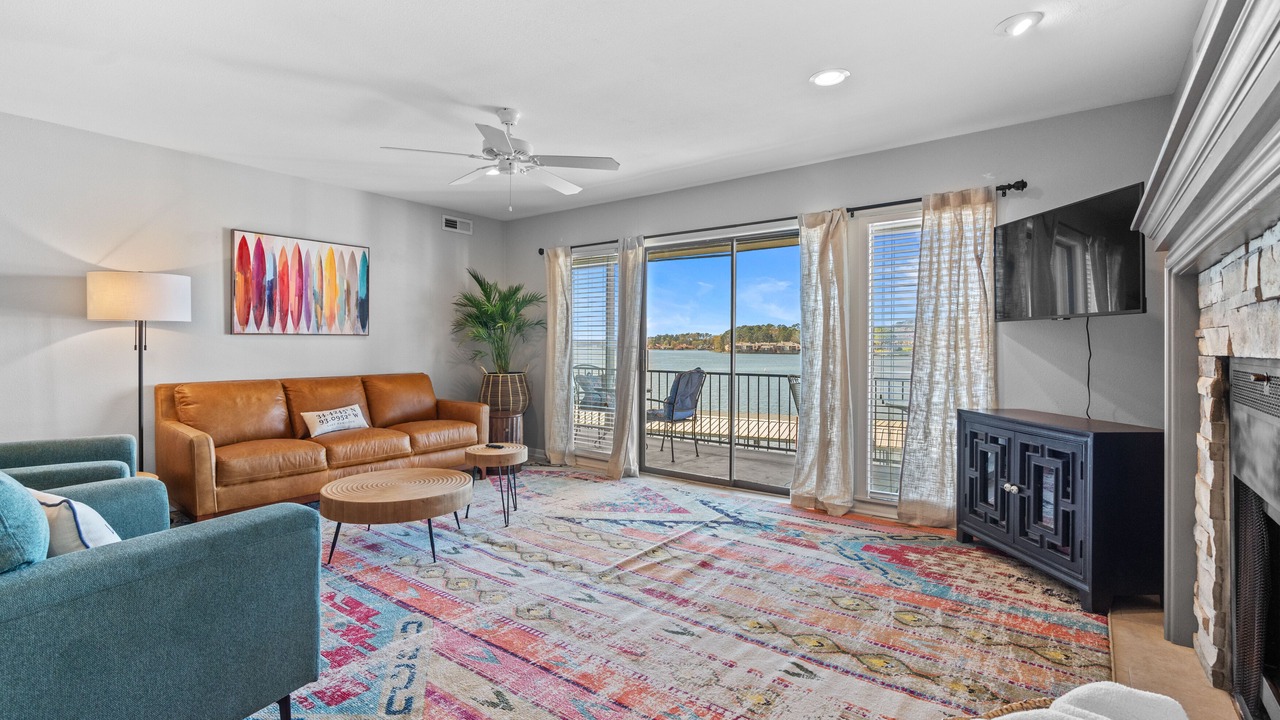 Photo of Livingroom in Lake Hamilton