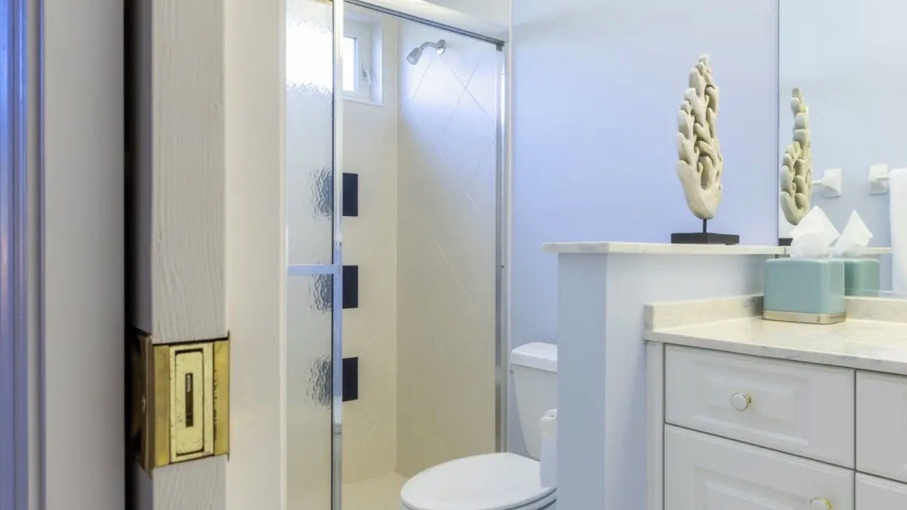 Photo of Bathroom in Bird Key